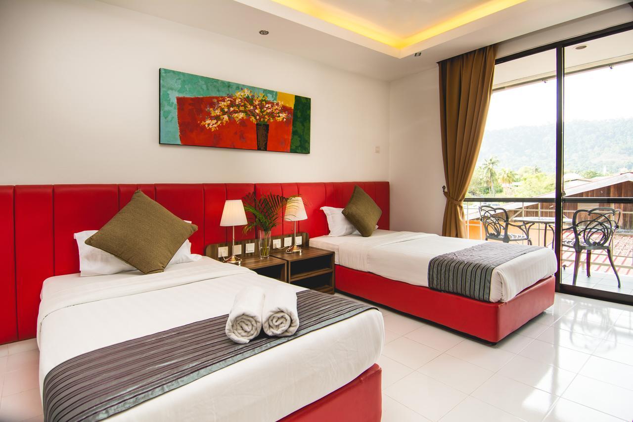 Alia Residence Business Resort Padang Mat Sirat Exteriör bild